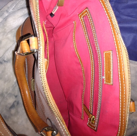 Purse - Picture 3 of 3